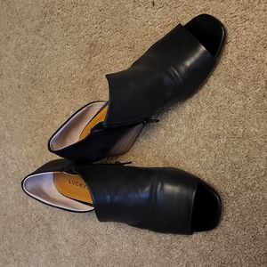 Lucky Brand open toes shoes